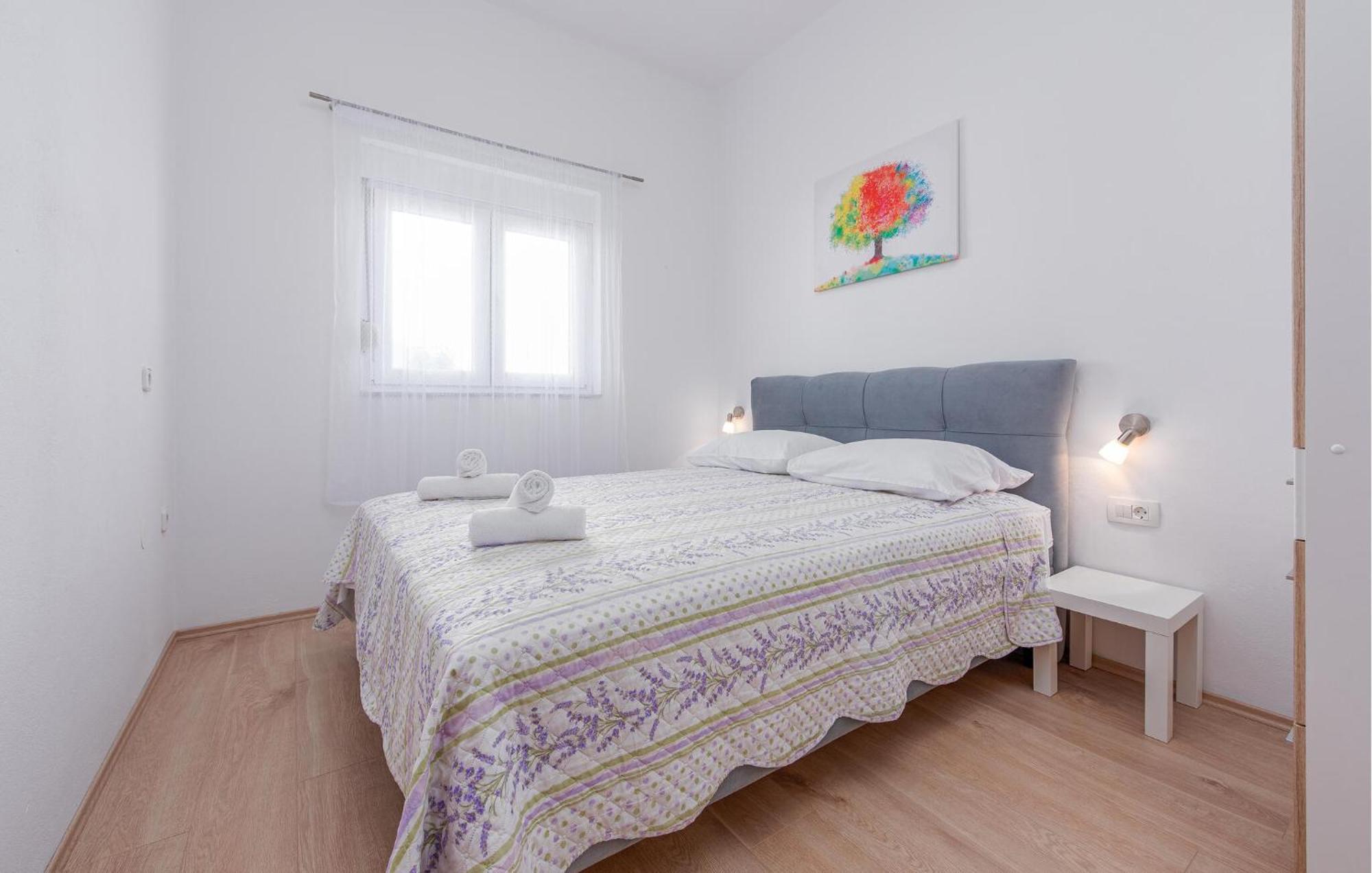 Beautiful Apartment In Maslenica With Kitchen Extérieur photo